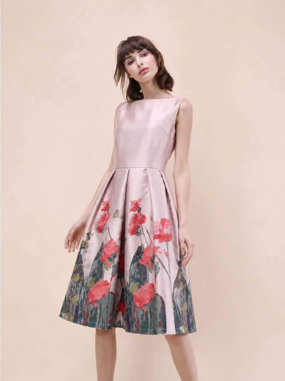 EUC Carmen Marc Valvo purple Sleeveless Knee-length Floral Party Dress size 8